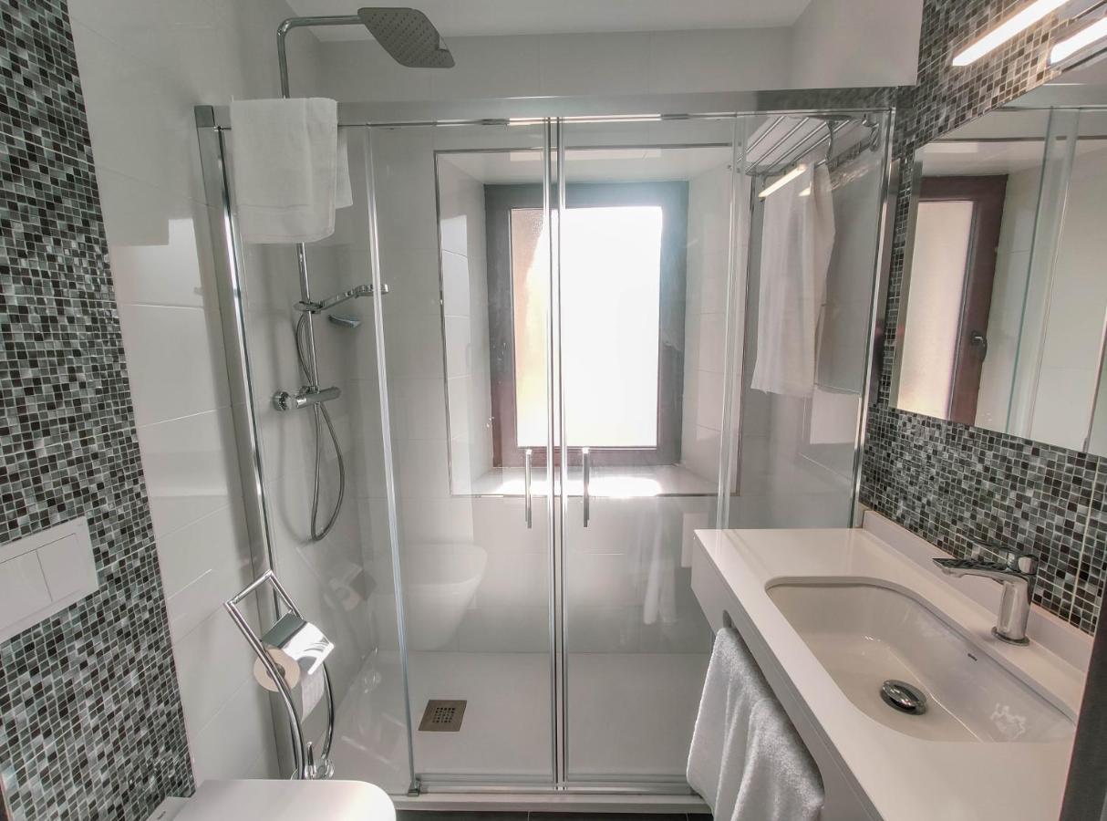 Hostal Oleo Auto Check-In Santander Exteriér fotografie