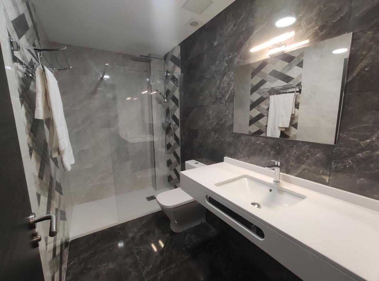 Hostal Oleo Auto Check-In Santander Exteriér fotografie