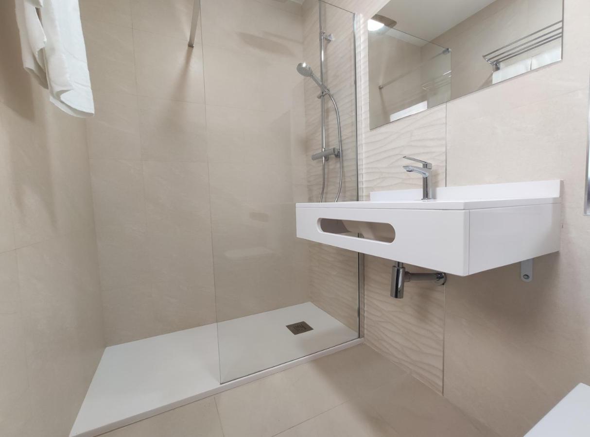 Hostal Oleo Auto Check-In Santander Exteriér fotografie