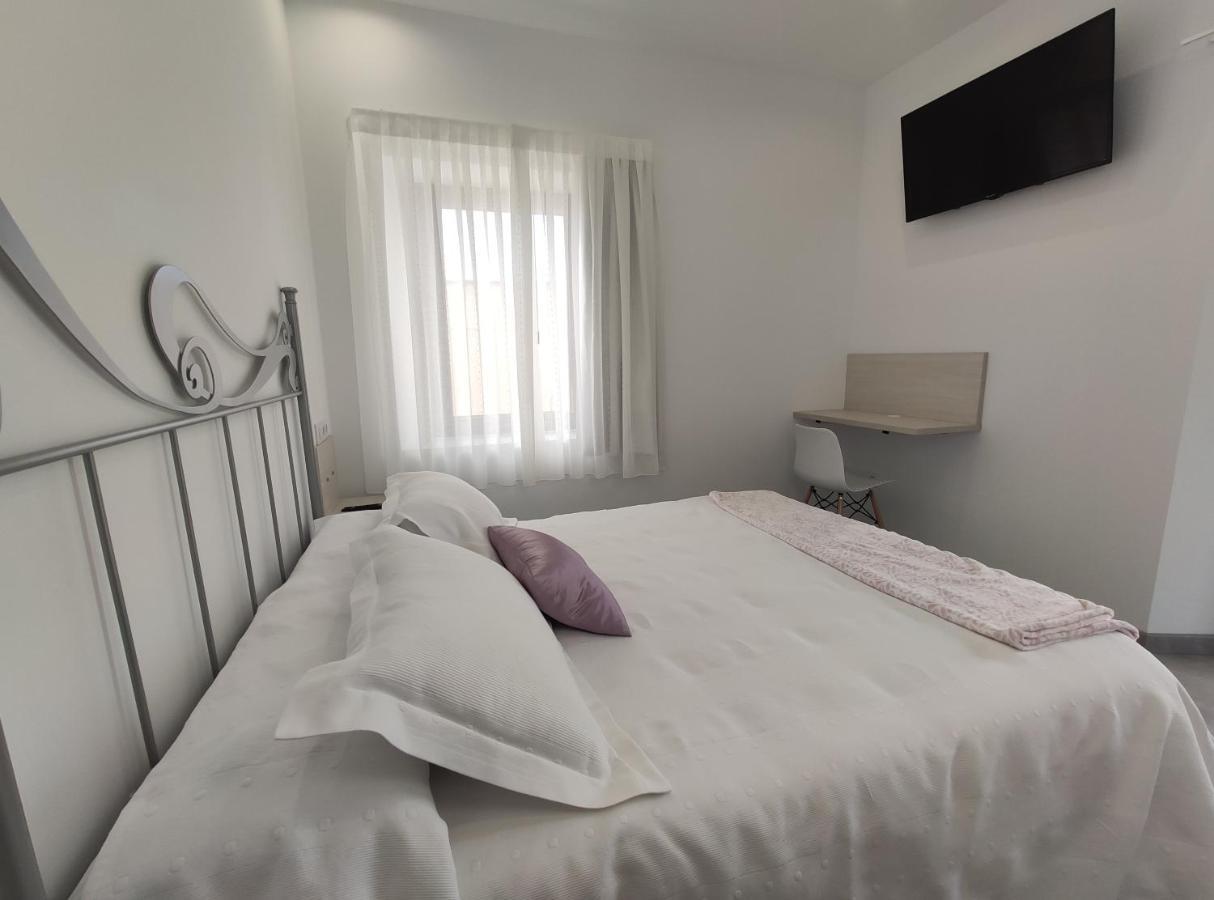 Hostal Oleo Auto Check-In Santander Exteriér fotografie